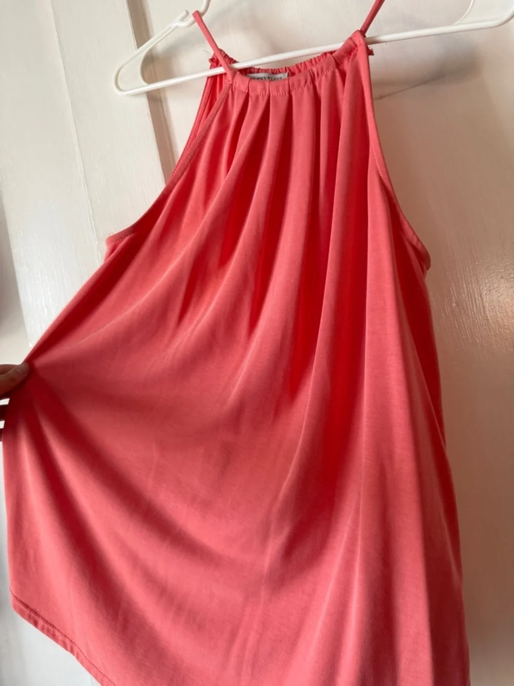 Green Envelope Coral Halter Camisole - Picture 3 of 7